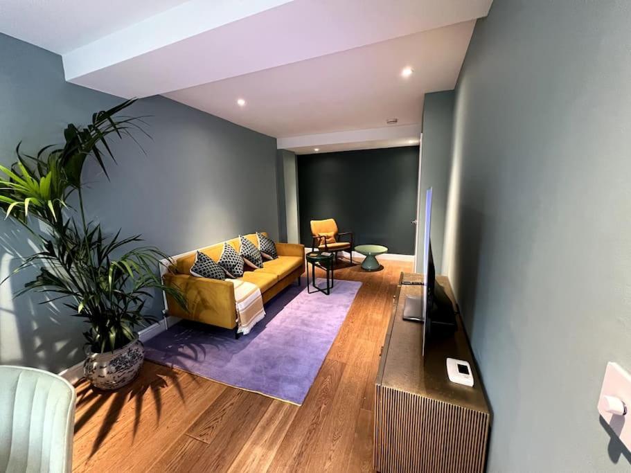 Апартаменты Modern 1Br In Brixton - Just Renovated! Лондон Экстерьер фото